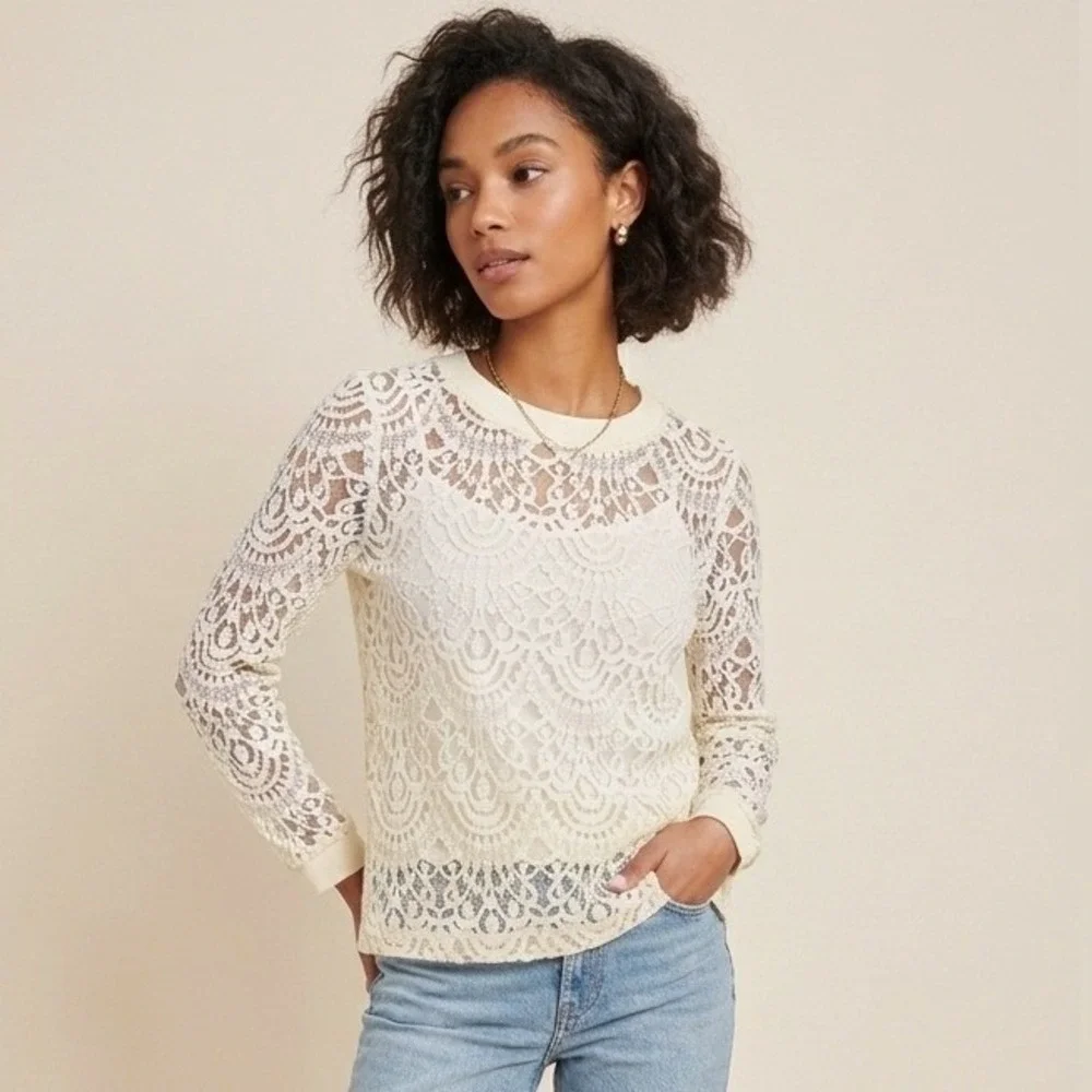 Banana Republic Lace Button Back Top Women XS Ivory Cream Floral Sheer Romantic